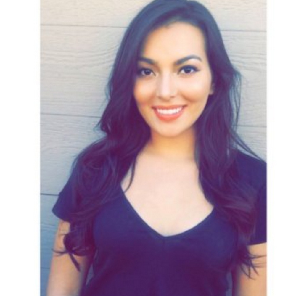 Meet your Posher, Christina